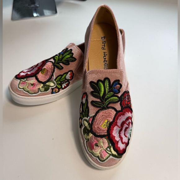 Dirty Laundry Pink Floral Embroidered Slip-Ons brand new - Picture 4 of 7